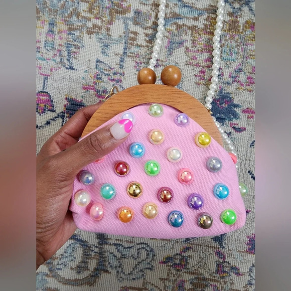 New, Bubble Gum Studded Pink, Wooden Closure, Clutch/Pearl Strap Purse - Picture 12 of 15